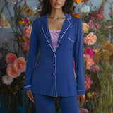 Pigiama con maglia a manica lunga, collo revers e pantalone lungo in modal - BLU - CH13