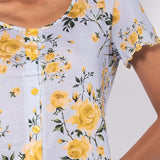 Pigiama con maglia aperta a manica corta e pantaloncino in cotone - CIELO - RO12