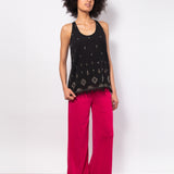 Top in cotone senza maniche con ricami e frange - NERO - TP57