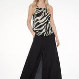 Top in viscosa satin con cut-out e stampa zebrata - TP75