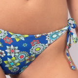 Bikini set a triangolo con coppe imbottite e tanga - BLUETTE - CY09