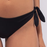Bikini set fascia con coppe imbottite estraibili e slip annodato - NERO - SJ10