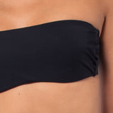 Bikini a fascia con ferretto invisibile e spalline removibili - NERO - UO08